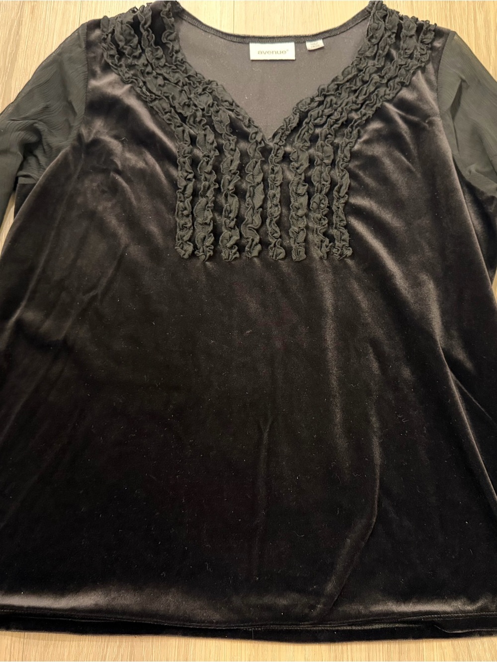 Avenue (Size 18/22)